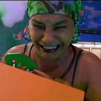 Mesmo ‘cancelada’, Solange Couto faz o que Cowboy e Jonas não conseguiram no ‘BBB 26’, fatura apê e irrita o público: 'Brasil triste'