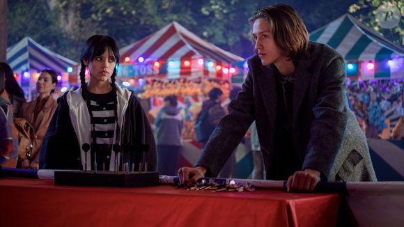 Percy Hynes White e Jenna Ortega voltam a atuar juntos após fãs shipparem casal de 'Wandinha'