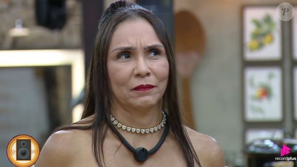 Yoná Sousa está na frente de Carol Lekker em ranking de favoritos de A Fazenda 2025