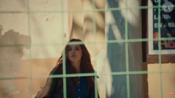 Na novela 'Leke' ('Amor e Honra'), Yasemin (Melis Sezen) se apaixona pelo empresário Cem (Burak Sevinc)