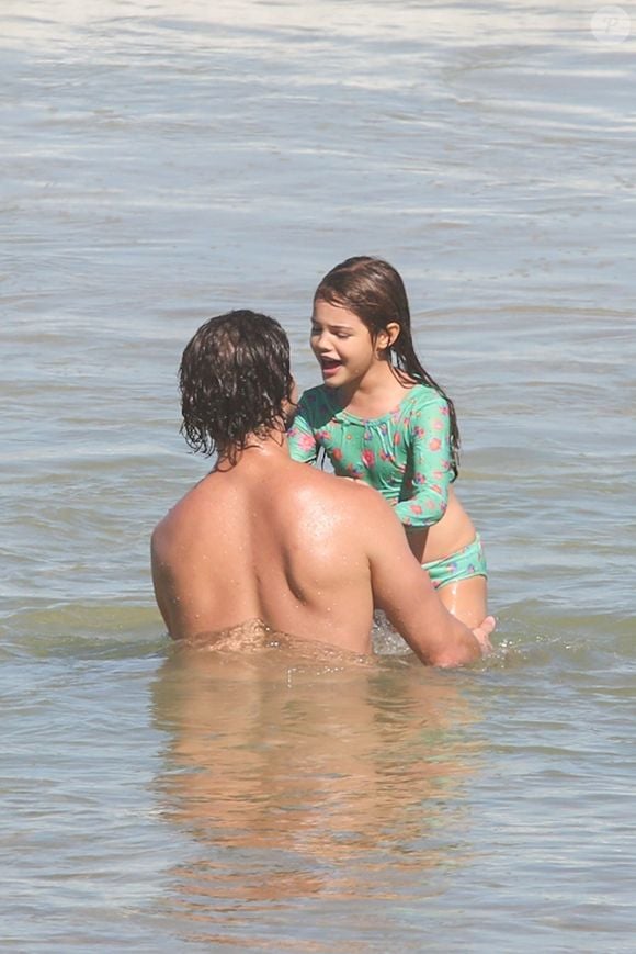 José Loreto é pai de Bella, 7 anos, fruto do casamento com Debora Nascimento