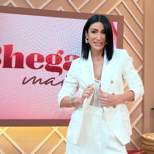 No 'Chega Mais', Michelle Barros já mostrou sua aparência bem diferente e rosto padronizado