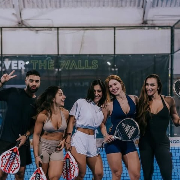 Desde que os rumores de romance entre Virginia Fonseca e Vini Jr. começaram a circular, a empresária tem feito viagens constantes à Espanha para estar ao lado do jogador do Real Madrid