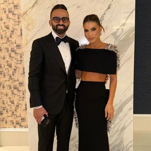 À frente da Super Vaidosa Media desde 2012, Ícaro Brenner foi peça-chave na expansão dos negócios de Camila Coelho nas áreas de moda, skincare, joias e óculos