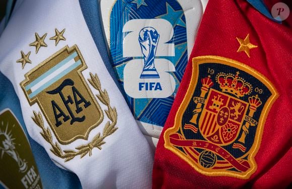 Além da final da Copa do Mundo entre Argentina e Espanha, no domingo (19), Slavko Vinčić chega ao Mundial com um currículo de peso. De acordo com o ge, o esloveno também foi o árbitro da final da Liga dos Campeões 2023/24, vencida pelo Real Madrid sobre o Borussia Dortmund