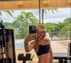 Nesta quinta (23), Virgínia compartilhou uma foto na academia de sua mansão mostrando sua volta aos treinos