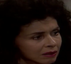 Na novela, Tieta questiona Tonha sobre ela ter um irmão.