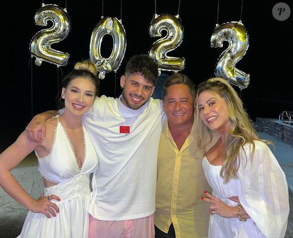 Familiares de Zé Felipe - entre eles, Poliana Rocha e Leonardo, pais do cantor - não aprovaram o envolvimento de Virgínia com o universo do Carnaval