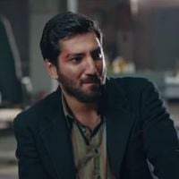 Cengiz aceita despedida de Zeynep com Melek antes da morte, mas conversa emocionante derruba o plano do vilão na novela 'Mãe', resumo do capítulo desta terça-feira (10/02)