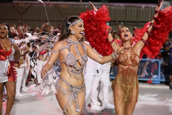 Bia do Brás se arrumou na casa de Deborah Secco para o ensaio técnico do Salgueiro