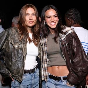 Bruna Marquezine e Sasha Meneghel são amigas inseparáveis