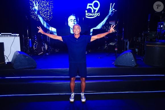 Além de bloquear o cachê de Romário, Justiça determinou que a CazéTV apresente documentos sobre a contratação do ex-jogador