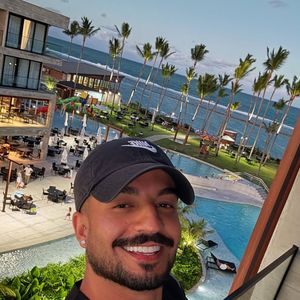 Jhonathan Coelho, suposto novo namorado de Ana Castela, deu uma guinada na vida e em 2023 começou a andar em carros de luxo