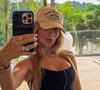 Virgínia Fonseca deixa barriga à mostra em foto na academia e web opina sobre corpo da influenciadora