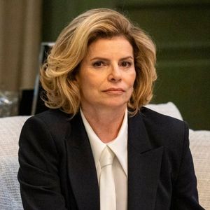 Odete Roitman chega com tudo na novela das 21h da Globo nesta segunda-feira (28).