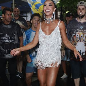 Sabrina Sato é rainha de bateria da Vila Isabel e da Gaviões da Fiel no carnaval 2025