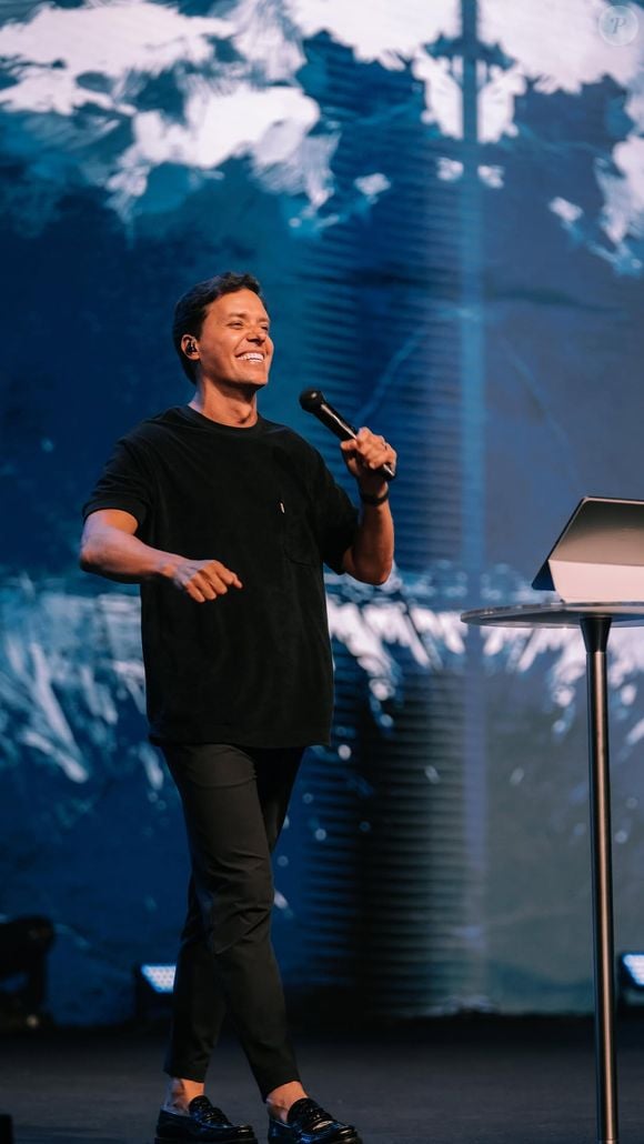 Filho de André Valadão dançou a valsa dos 15 anos com a filha de Daniel Vorcaro