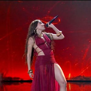 Anitta já foi bastante criticada por falar abertamente sobre sua religião
