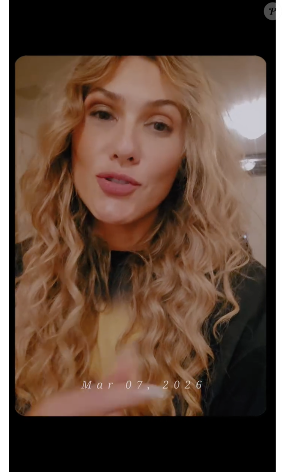 Depois do atendimento, Lívia Andrade contou em suas redes sociais ter sido diagnosticada com neuralgia do nervo trigêmeo