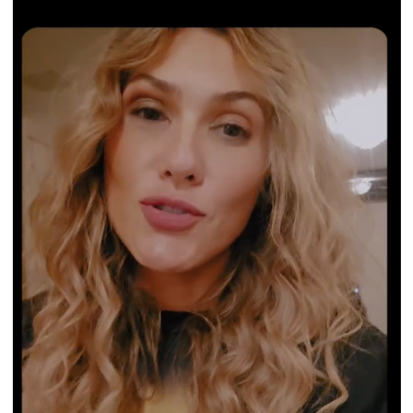 Depois do atendimento, Lívia Andrade contou em suas redes sociais ter sido diagnosticada com neuralgia do nervo trigêmeo