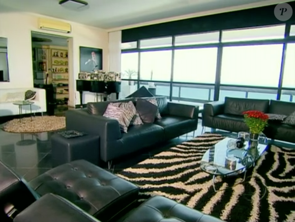 Duplex de Elymar Santos tinha muita personalidade em diversos itens de decoração
