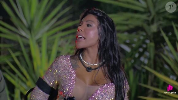 Carol Lekker foi expulsa de  'A Fazenda 17'