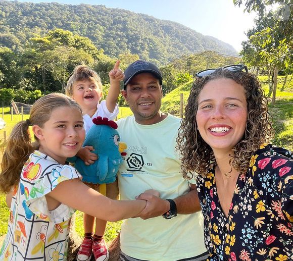 No fim de janeiro, Debby Lagranha anunciou o fim de seu relacionamento com o empresário Leandro Amieiro.