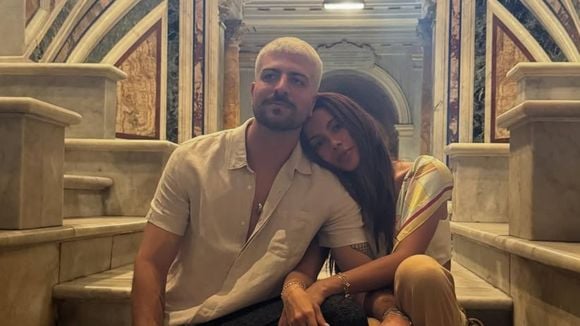'Vejo na vida da Anitta para 2026...': a linda previsão de vidente sobre namoro da funkeira com Ian Bortolanza