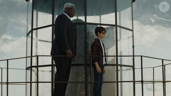 Até a Disney se envergonha disso. Prova disso é que "Artemis Fowl" foi discretamente removido do catálogo do Disney+ em 2023. E desde então, permanece indisponível.