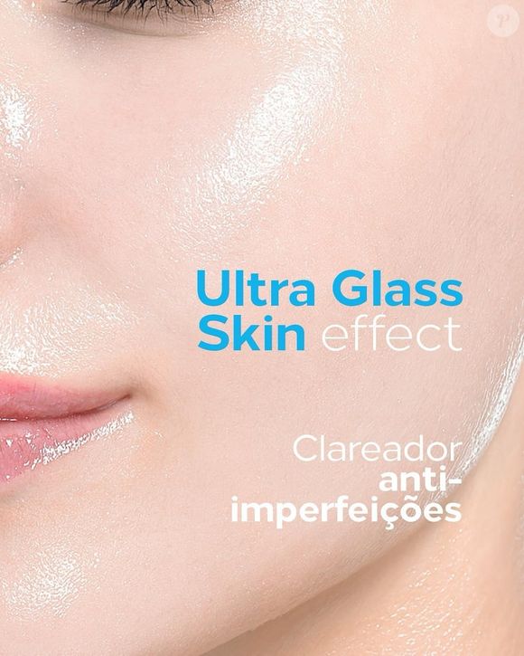 O Porcelain Glow Ultra Glass Skin Effect, da Ada Tina, utiliza a tecnologia Deep Microcrystal Needles, formada por espículas microscópicas que promovem uma microestimulação nas camadas mais profundas da pele de forma indolor