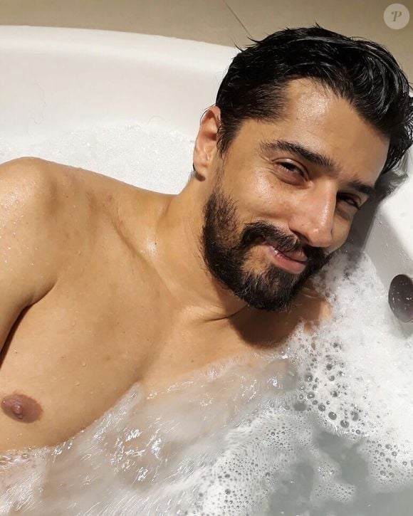 Barba mais preenchida fez Alberto Cowboy mudar sua visão de vilão para galã