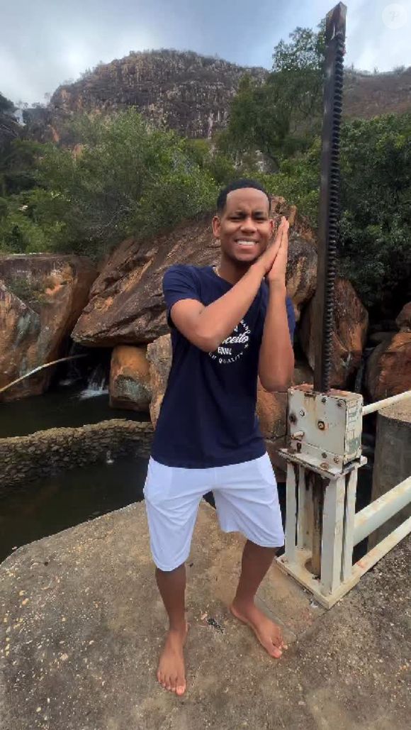 Netto Brito é fenômeno do arrocha com mais de 1 milhão de ouvintes mensais só no Spotify