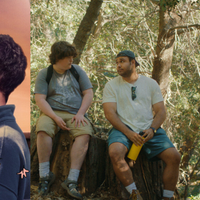 Sou fã de 'Heartstopper' e finalmente encontrei um filme tão delicado quanto a série: lançado em 2023, ele conquistou 100% da crítica especializada e mostra a descoberta da paixão de modo sensível por um garoto gay