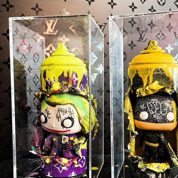 Bruna Biancardi já presenteou Neymar com outras obras de arte, como os personagens Batman e Curinga