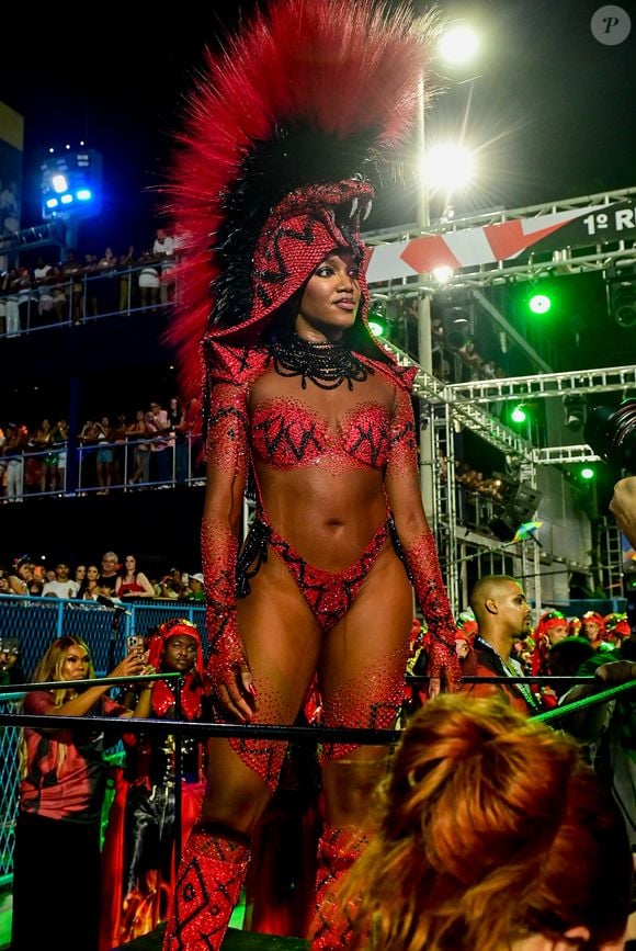 Iza contou que percebeu as mudanças em seu corpo antes do Carnaval