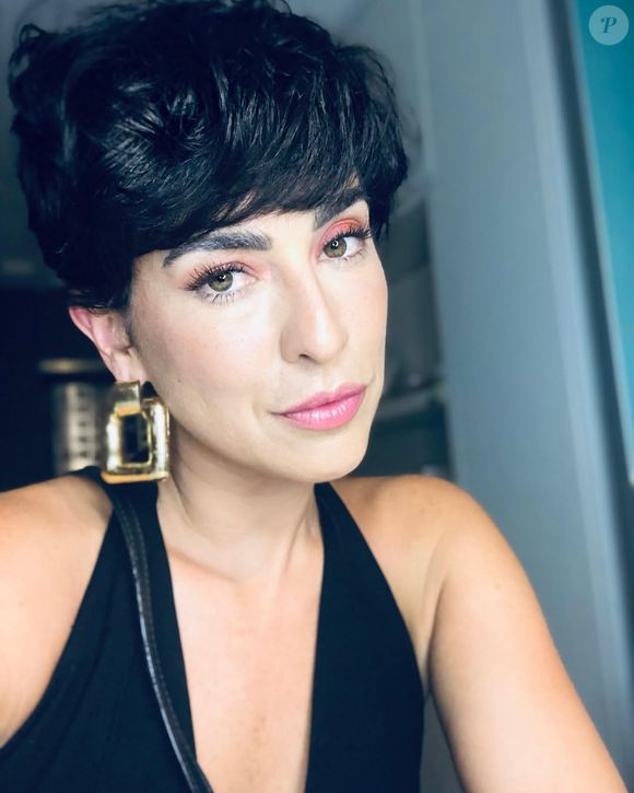 Fernanda Paes Leme recebeu críticas após cortar o cabelo curtinho em 2018