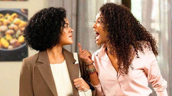 Maria de Fátima (Bella Campos) foi humilhada por Raquel (Taís Araújo) em 'Vale Tudo'