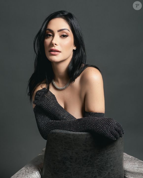 Francine Piaia trabalha com conteúdo adulto atualmente