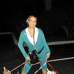 Os cães de Mariah Carey viveram experiência cinco estrelas com refeições feitas por chef, passeios personalizados e quartos individuais em hotel pet de luxo
