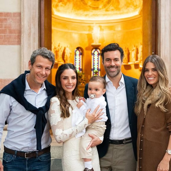 O momento emocionante foi compartilhado nas redes sociais, com registros em fotos e vídeos que revelam a importância do ritual para a família.