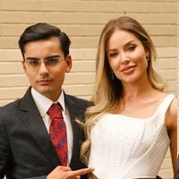 Campeão de 'A Fazenda 17', Dudu Camargo faz exigência para manter namoro com Saory Cardoso: 'Pra mim não funciona isso de....'