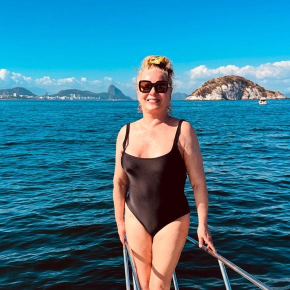 Vera Fischer impressiona por seu corpo e beleza aos 74 anos