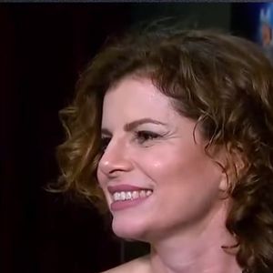 Débora Bloch revela drink favorito bem brasileiro e surpreende fãs ao citar vodca de caju sem açúcar