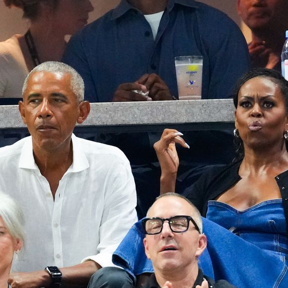 Michelle Obama não acompanhou Barack Obama em mais um compromisso público, o que alimentou os rumores