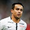 Quem é o ex-jogador do Corinthians e São Paulo preso por agredir a esposa? Jadson tem 42 anos e disse que ocorrido 'foi uma briga de marido e mulher'
