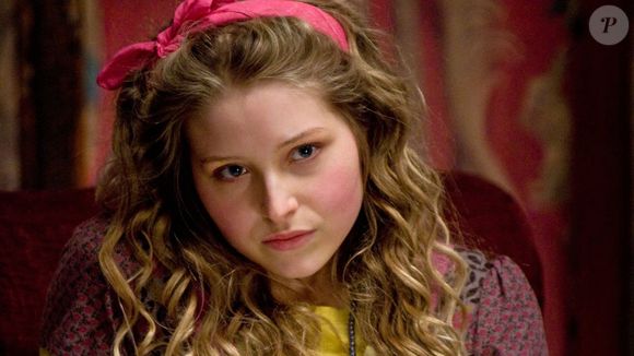 Em 2007, Jessie Cave, venceu mais de 7.000 garotas para interpretar Lilá Brown em Harry Potter e o Enigma do Príncipe