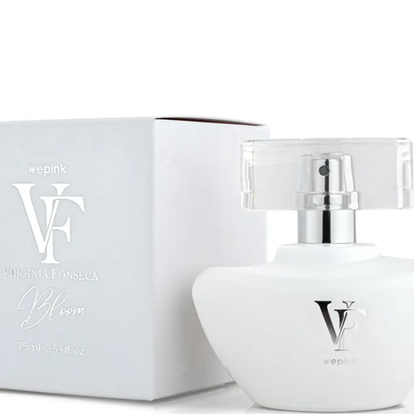 O perfume VF Bloom, 75mL - desodorante colônia, da We Pink.