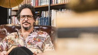 'Eu nunca contei isso para ninguém': Lúcio Mauro Filho, aos 52 anos, revela diagnóstico de câncer no intestino após Covid-19 e garante que período foi 'devastador'