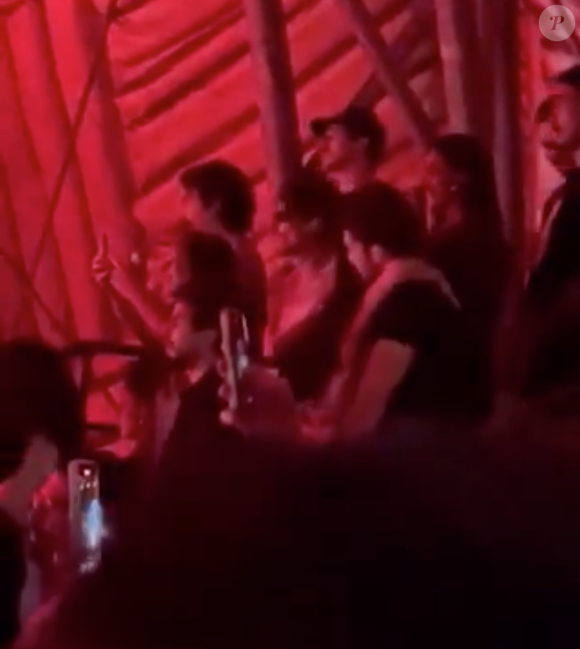 Flagra aconteceu na noite do último sábado (17) em um show de Marina Sena, no Rio de Janeiro