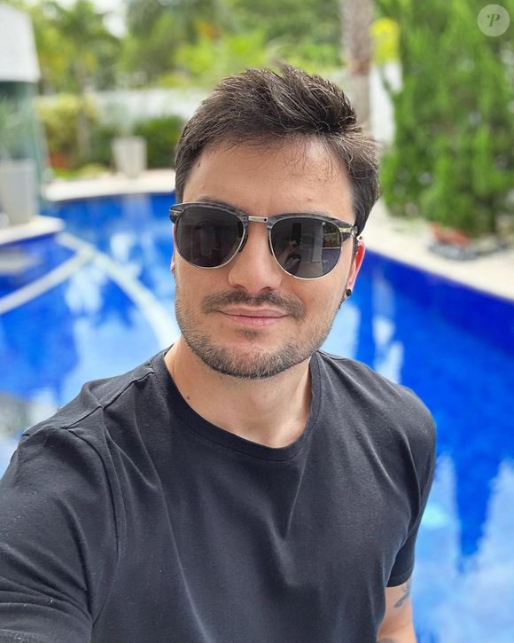 Felipe Neto enfatizou sua experiência com as redes sociais como um diferencial para a candidatura, mencionando que todas as plataformas têm acesso aos gostos, interesses e ideologias dos usuários